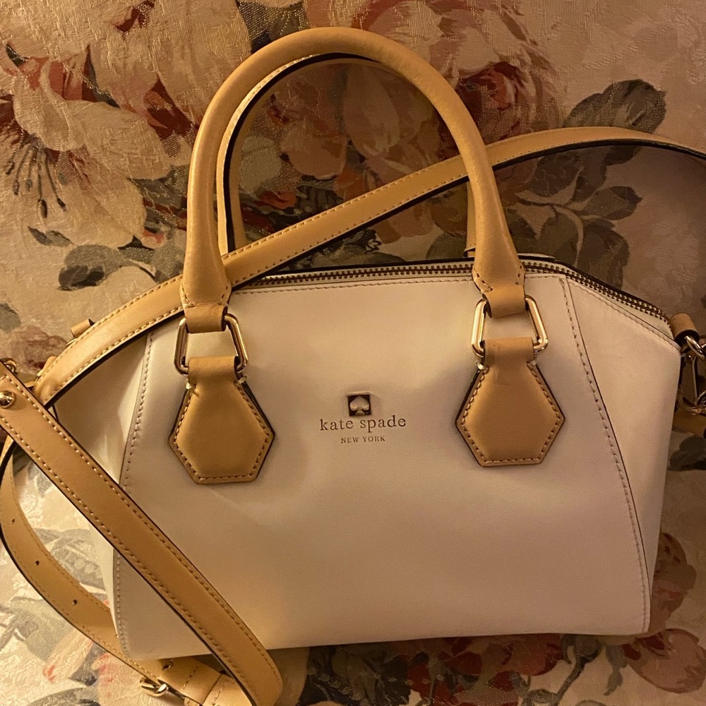 KATE SPADE BOWLING BAG CROSSBODY / SHOULDER BAG NWOT IVORY / TAN LEATHER